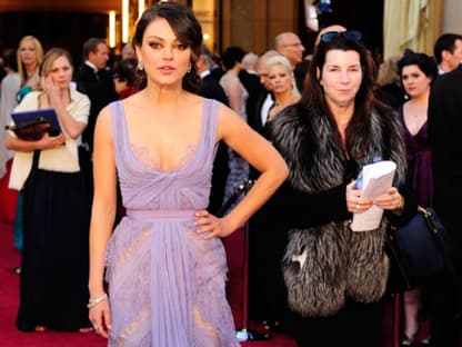 Eine der Schönsten des Abends: Mila Kunis in Ellie Saab