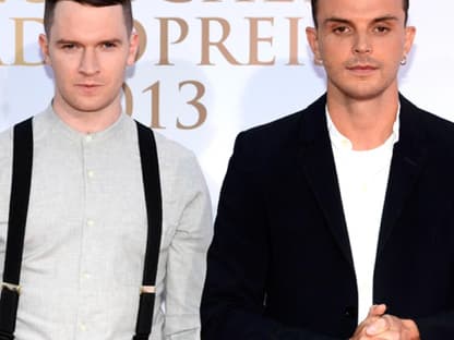 Und das sind Hurts: Adam Anderson und Theo Hutchcraft landeten mit ihrer Debüt-Single "Wonderful Life" einen Superhit