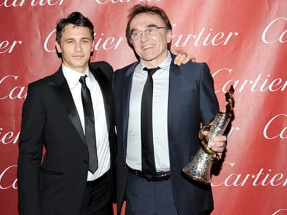 Zwei Generationen: Schauspieler James Franco freute sich mit Regisseur Danny Boyle über seinen "Sonny Bono Visionary Award"