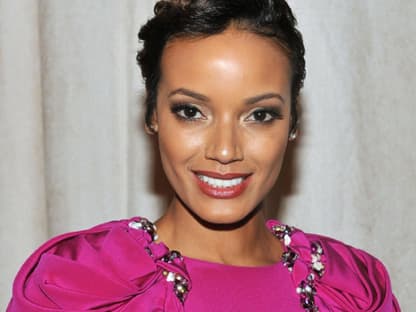 Model Selita Ebanks war Backstage bei Marchesa zu Gast