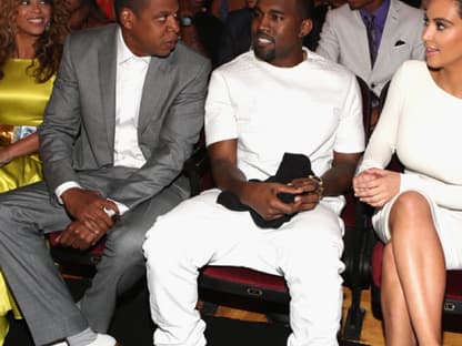 Auf diese Frontrow sind viele Veranstalter sicher neidisch: Beyoncé Knowles, Jay-Z, Kanye West und Kim Kardashian kamen am Sonntag, 1. Juli 2012, ins "The Shrine Auditorium" zu den diesjährigen "BET Awards". Und auch diese Stars waren dabei!