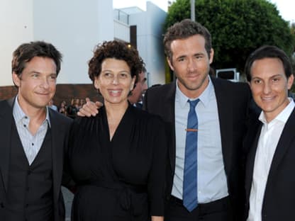 Prodzuent Neal H. Moritz, Schauspieler Jason Bateman, Universal Pictures Co-Chairman Donna Langley, Schauspieler Ryan Reynolds und Universal Pictures Chairman Adam Fogelson