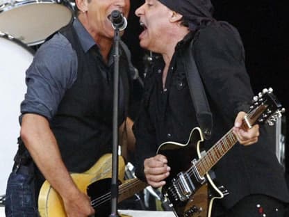 Altrocker Bruce Springsteen haut lieber in die Saiten und rockte seine Superhits