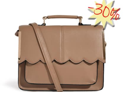 Cool Satchel: Tasche von Asos mit Bogenkantendesign, <a title="http://shop.ok-magazin.de/asos-satchel-mit-bogenkantendesign,y8uk3o1vrh4c9p26,i" href="http://shop.ok-magazin.de/asos-satchel-mit-bogenkantendesign,y8uk3o1vrh4c9p26,i" target="_blank">jetzt ca. 28 Euro</a>