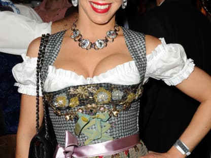 Eine Schwedin erobert die Wiesn: Isabel Edvardsson sah in ihrem Dirndl entzückend aus