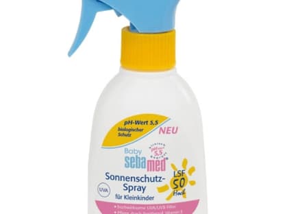 pH-neutral "Baby Sonnenschutz-Spray LSF 50" von Sebamed, 200 ml ca. 15 Euro