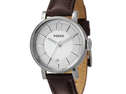 Mit Datumsanzeige von Fossil, ca. 
80 Euro  