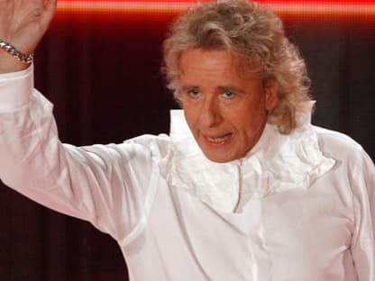 Von ihm müssen wir uns Gottseidank nicht ganz verabschieden, dennoch war sein Abschied nach 20 Jahren "Wetten, dass ..?" sehr emotional. Thomas Gottschalk verließ  die beliebte Show am 3.12.2011 nach fast 25 Jahren