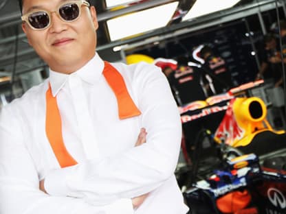 Psy besuchte im Oktober 2012 den Formel 1-Grand Prix in seiner Heimat Südkorea