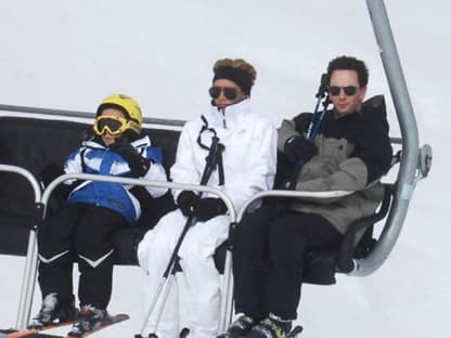 Victoria Beckham machte mit ihren Kids Urlaub im französischen Courchevel ...