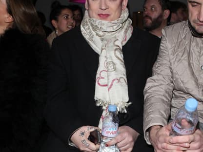 Boy George wurde mit diesem Look in den 80ern bekannt - und gehört auch heute noch zu den bunten Modevögeln