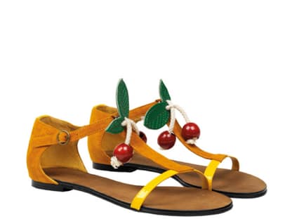 Cherry cherry lady! Sandalen von Edith&Ella, ca. 115 Euro