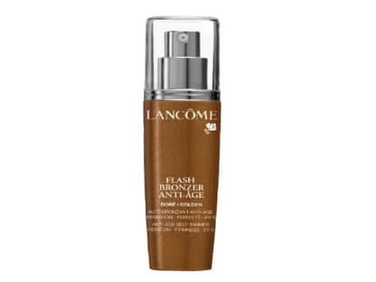 Fürs Gesicht: Anti-Age-Spray: "Flash Bronzer Anti-Age" von Lancome, 50 ml ca. 56 Euro  
