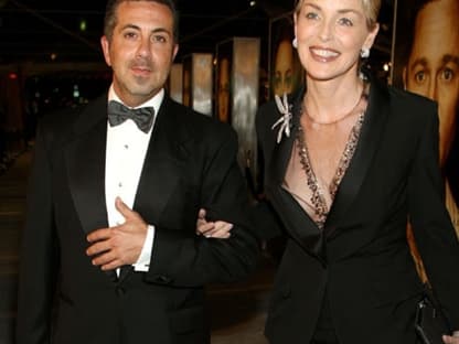 Sharon Stone mit einem unbekannten Mann an ihrer Seite