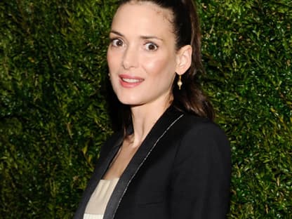 Winona Ryder erscheint ungewohnt gestrafft auf der Premiere ihres neuen Films "Turks And Caicos" in New York