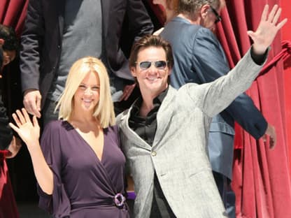 Fünf Jahre hielten es der Komiker Jim Carrey und die Schauspielerin Jenny McCarthy miteinander aus. Nach dem Beziehungs-Ende trat Jenny Jim umschön nach: Sie habe in der ganzen Zeit keinen Orgasmus gehabt