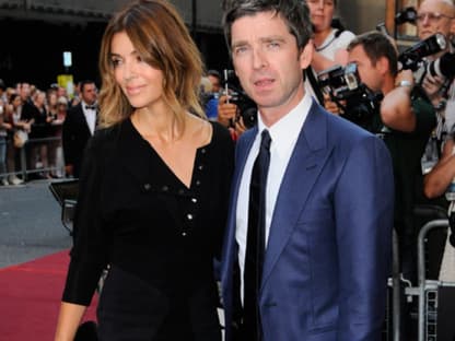 Auch die einstige Brit-Pop-Konkurrenz war zugegen: Oasis-Star Noel Gallagher mit seiner Gattin Sarah McDonald