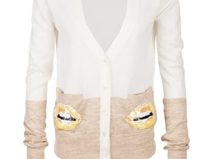 "Yellow Lip Cardigan" aus Wolle in Cremebeige von Markus Lupfer, über cabinet206.com, ca. 170 Euro