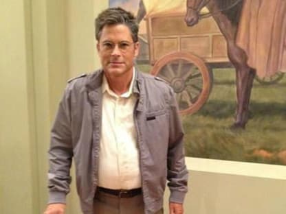 Schauspieler Rob Lowe als alter Mann - genauer gesagt als sein Seriencharakter aus "Parks and Recreation" im hohen Alter