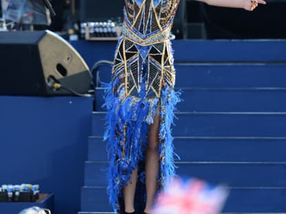 Ein Superstar für Elizabeth II: Jessie J auf der Bühne vor dem Buckingham Palast in London