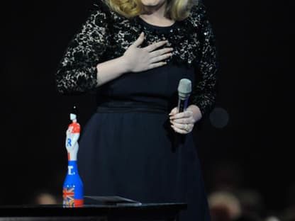 Adele triumphiert! Bei den Brits konnte sie zwei der wichtigsten Preise für sich gewinnen: Beste britische Sängerin und ihr Album "21" wurde zum Album des Jahres