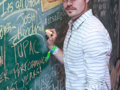 Auch der heiße Josh Henderson beglückte uns mit seiner Anwesenheit beim Coachella 2013