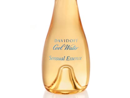 Frangipani-Blüten, Vanille und Moschus verschmelzen hier zu einem sinnlichen Bouquet: âCool Water Sensual Essence" von Davidoff, EdP, 50 ml, ca. 39 Euro