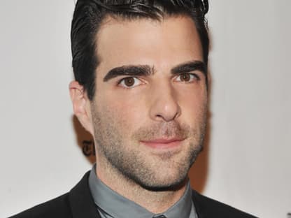 Auch auf der exklusiven Gästeliste: Schauspieler Zachary Quinto