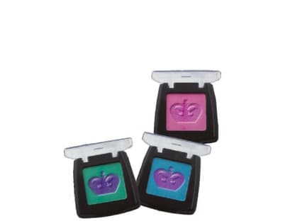 Mutig: Dancing Queens "Colour Rush Mono Eyeshadow Special Effects" von Rimmel London, gibts in sechs Farben, je ca. 5 Euro  

