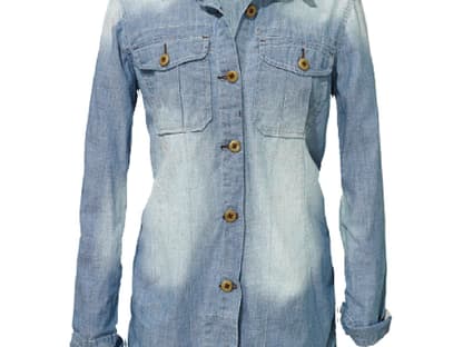 Sommerliches XL-Jeanshemd von Closed, ca. 180 Euro