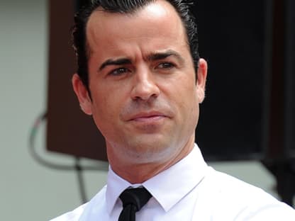 Justin Theroux hat ein reines Image. Erst seit der Beziehung zu Jennifer ist er jedoch weltweit bekannt. Dabei wirkte er bereits in Produktionen wie "Sex and the City", "Tropic Thunder", "3 Engel für Charlie" oder "American Psycho" mit