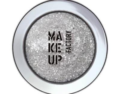 Schillernder Lidschatten "Eye Shadow Mono Nr. 3" von Make Up Factory, ca. 13 Euro  