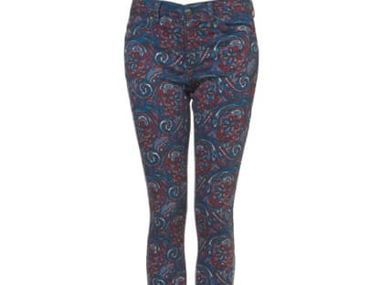 Multi-Color mit wildem Paisley-Print über topshop.com, ca. 50 Euro