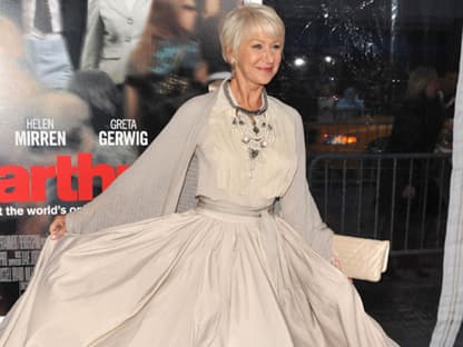 Helen Mirren schwingt ihren Rock