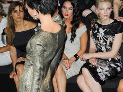 Drei Divas in Reihe 1 bei Armani: Elsa Pataky, Megan Fox und Cate Blanchett 