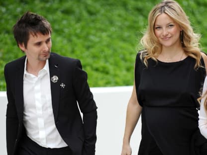 Bingham Bellamy - so heißt der gemeinsame Nachwuchs von Schauspielerin Kate Hudson und "Muse"-Frontmann Matt Bellamy. Der Kleine kam am 10.07.2011 zur Welt und macht das Famiilenglück perfekt!