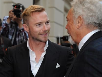 Am Dienstag, 4. September, wurden in London die begehrten "GQ Men of the Year Awards 2012" verliehen. Zu den prominenten Gästen zählten auch Ronan Keating und Sir Tom Jones