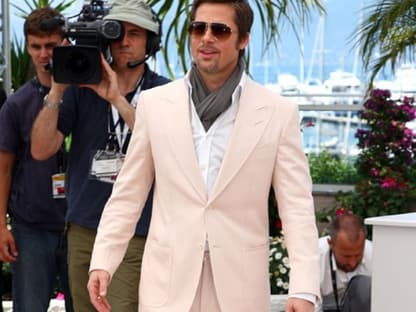 Paparazzi-Alarm - Brad Pitt stellt seinen neuen Film vor, der diesen Sommer in die deutschen Kinos kommt