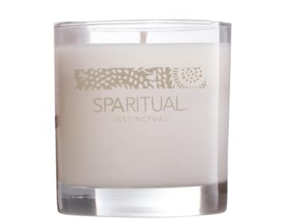 Weihrauch & Ingwer: „Soy Candle Instinctual Ginger“ von Sparitual, ca. 49 Euro