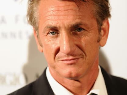 Noch ein Off-Site-Event während der Filmfestspiele in Cannes! Sean Penn lud zur "Cinema For Peace"-Veranstaltung. Auf der Gästeliste: Karolina Kurkova, Rosario Dawson, Ryan Gosling und viele mehr!