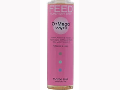 Sarah Michelle Gellar und Milla Jovovich zählen zu den Fans des Mama Mio "O-Mega Body Oil"s - natürlich! Es zieht sekundenschnell ein und hinterlässt eine seidige weiche Haut. Trockene Stellen an Ellenbogen und Schienbeinen gehören mit diesem Körperöl der Vergangenheit an. 200 ml, ca. 28 Euro