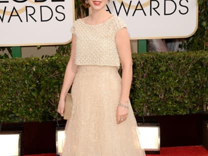 "New Girl" Zooey Deschanel in Nude von´ Oscar de la Renta