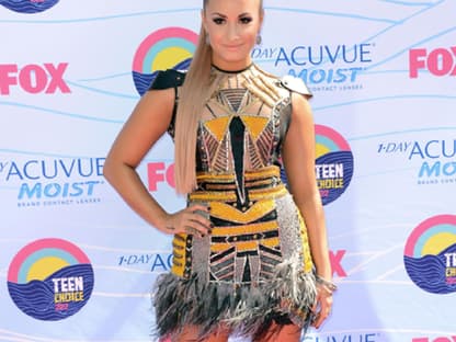 Am Sonntag, 22. Juli, fanden in Los Angeles die berühmten "Teen Choice Awards" statt. Alles was in Show- und Musikbranche einen Namen hat, ließ sich dieses Event nicht entgehen. Sängerin Demi Lovato führte als Moderatorin durch den Abend