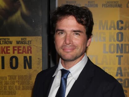 Schick im Anzug: Schauspieler Matthew Settle