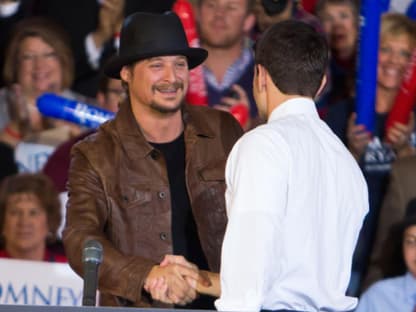 Doch auch sein Wahlkampfgegner Mitt Romney kann auf prominente Unterstützung zählen. Rocker Kid Rock will den Republikaner ins Weiße Haus wählen