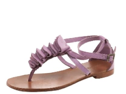 Sandalen mit Rüschen von Topshop, 
ca. 50 Euro  