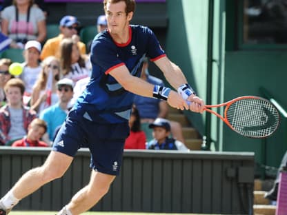 So auch der Brite Andy Murray. Der 25-Jährige gewinnt Einzel-Gold im Tennis gegen Roger Federer und geht in die Geschichte von Wimbledon und Olympia ein