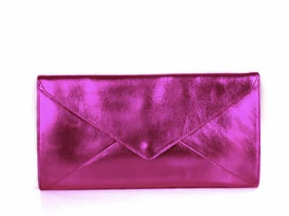 Kuvert-Clutch von James Castle, ca. 175 Euro