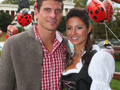 Nach neun Jahren gehen Mario Gomez und seine Jugenliebe Silvia Meichel getrennte Wege. Noch auf den Oktoberfest schien das einstige Paar glücklich zu sein