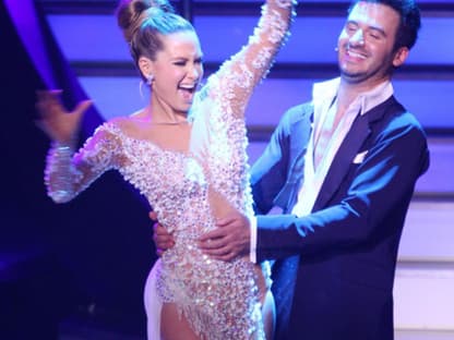 Große Freude: Mandy Capristo und Stefano Terrazzino kommen in die dritte Runde